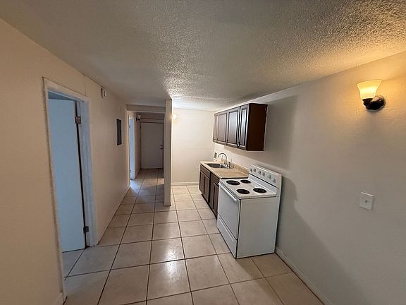 3rd image of 1838 French St APT 1