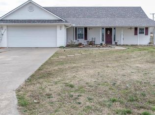 2123 8th St, Prague, OK 74864