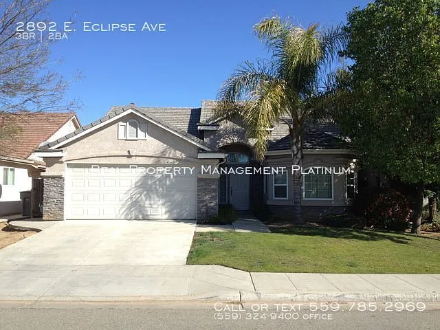 2892 E Eclipse Ave photo 1