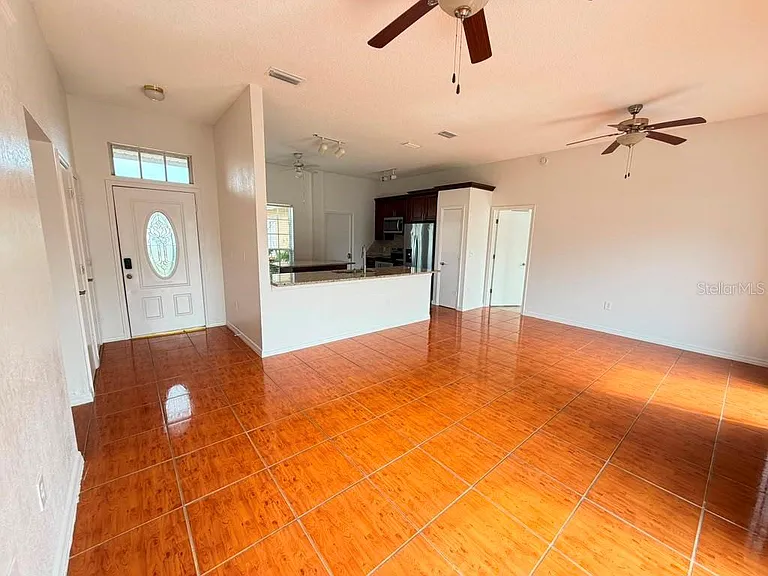 12040 Blackheath Cir — Photo 7