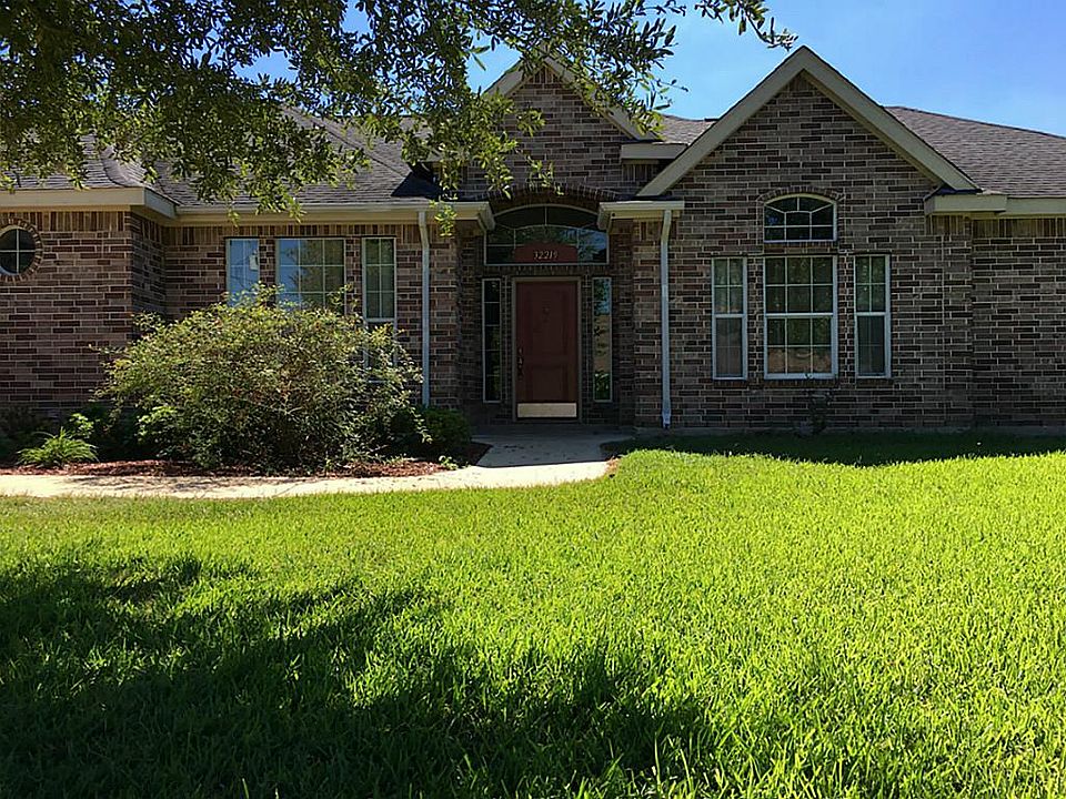 1st image of 32219 White Wing Dr