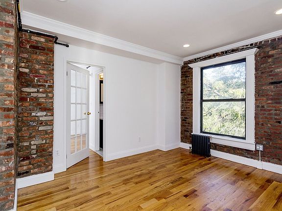 5th image of 649 E 9th St APT 4B