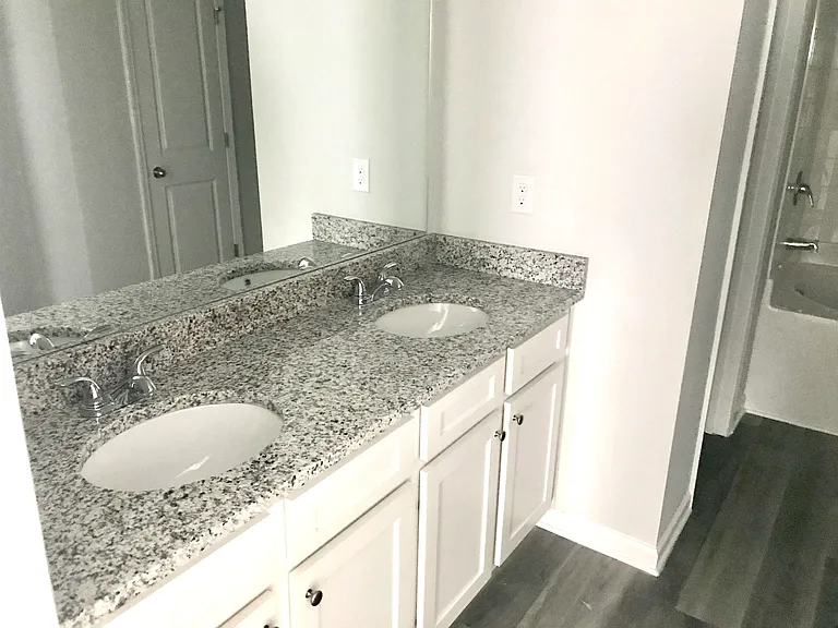 106 Ison Woods Ct — Photo 10