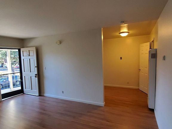 5th image of 452 S Bernardo Ave APT 3