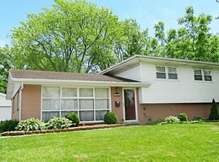 19001 Martin Ln, Country Club Hills, IL