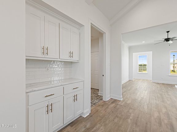 4th image of 106 Harvest View Ln