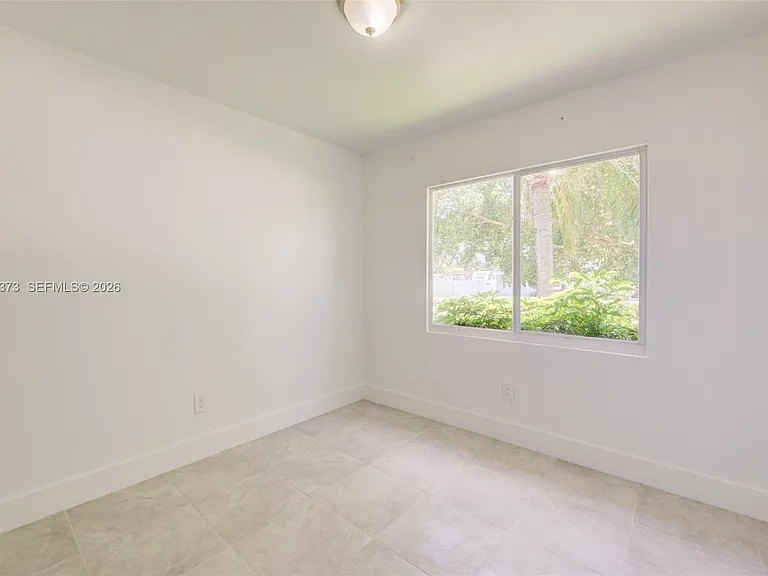 3327 Sapphire Rd — Photo 28