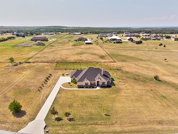 3rd image of 4813 Whispering Stream Ct