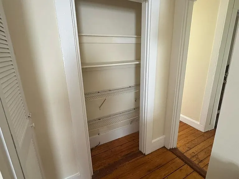 10-28 Centennial Pl — Photo 14