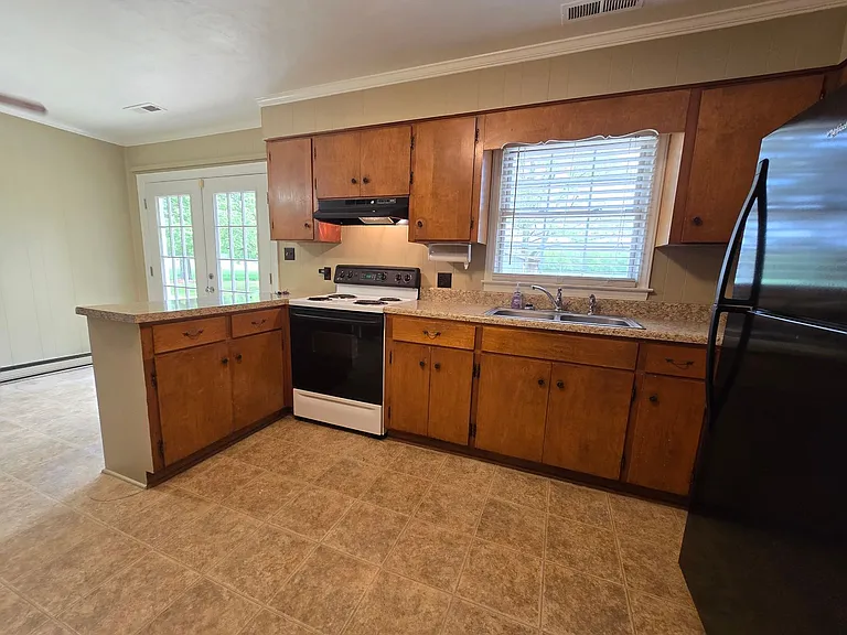 849 State Highway 561 W — Photo 5
