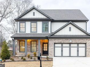 569 Jackson St, Buford, GA 30518