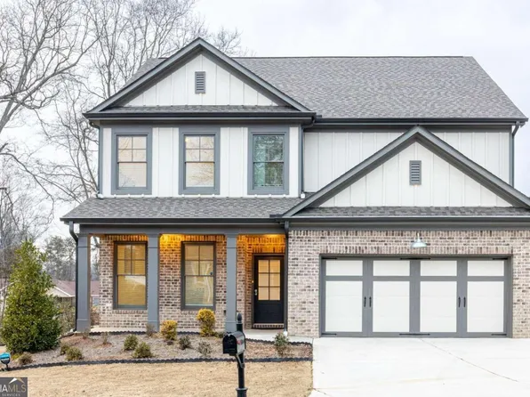 569 Jackson St, Buford, GA 30518