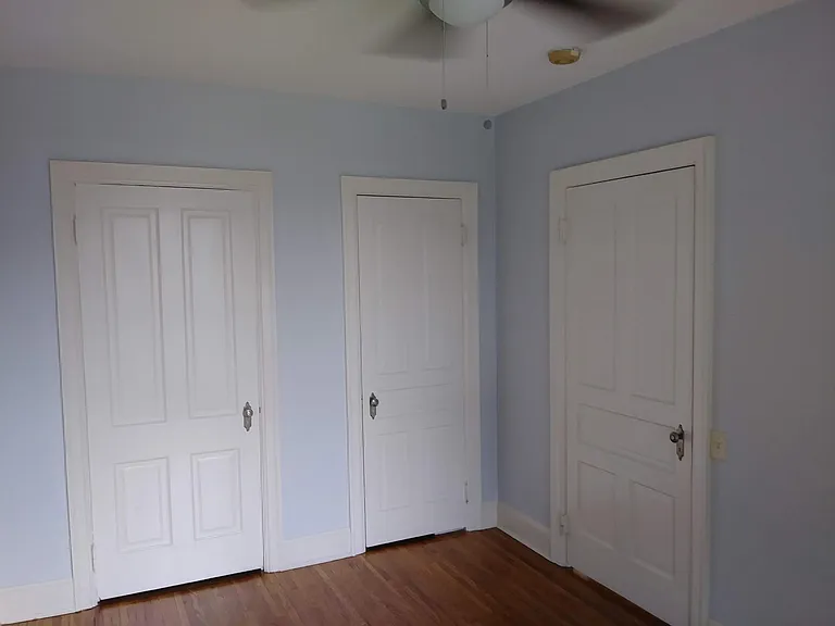 418 Saint Lawrence Ave — Photo 9