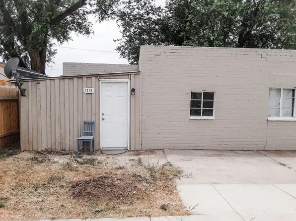 1216 N Gould