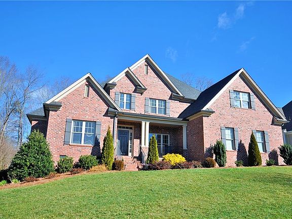 2nd image of 5623 Cedarmere Dr