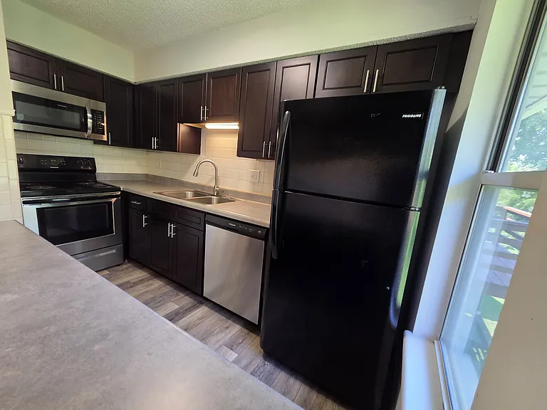 2306 Highland Hill Dr #2306 — Photo 5