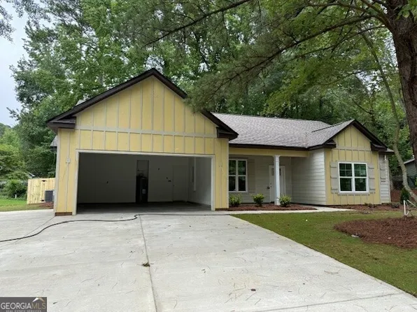 12 Buckthorn Dr, Newnan, GA 30265