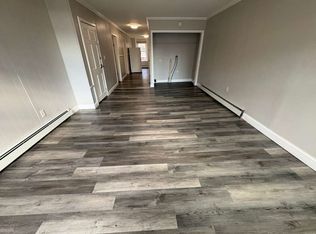 400 1st St UNIT 1, Troy, NY 12180