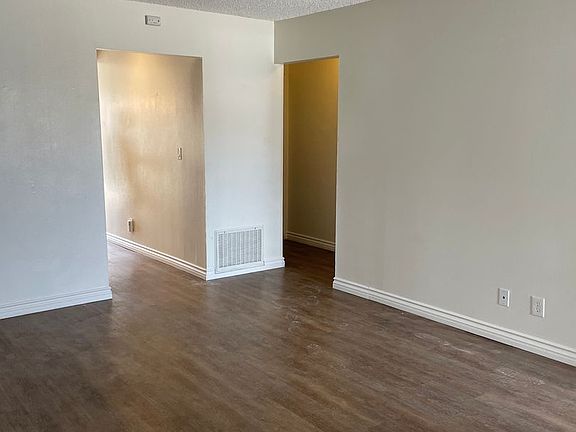 5th image of 743 N Morgan St APT A