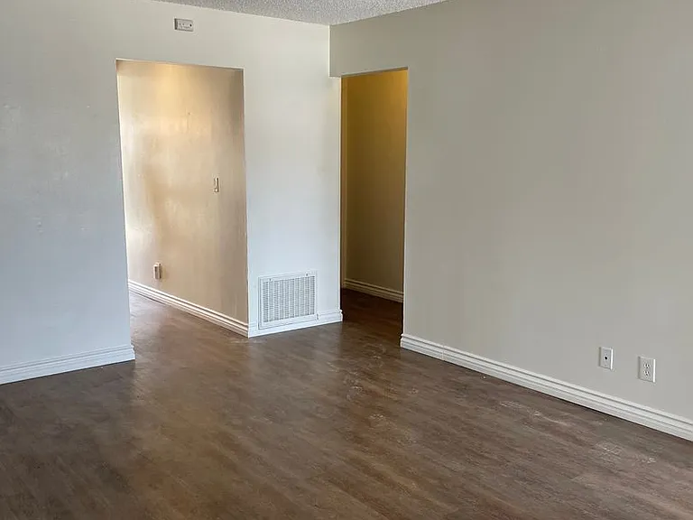 743 N Morgan St #A — Photo 5