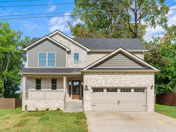 1861 Deerstand Dr, Clarksville, TN 37042