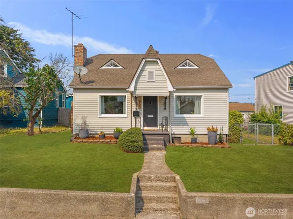 237 S 60th Street, Tacoma, WA 98408