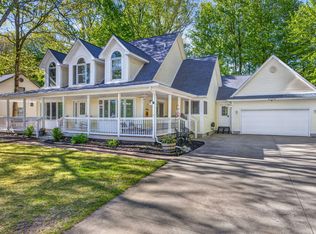 6908 Club House Dr E, Stanwood, MI 49346
