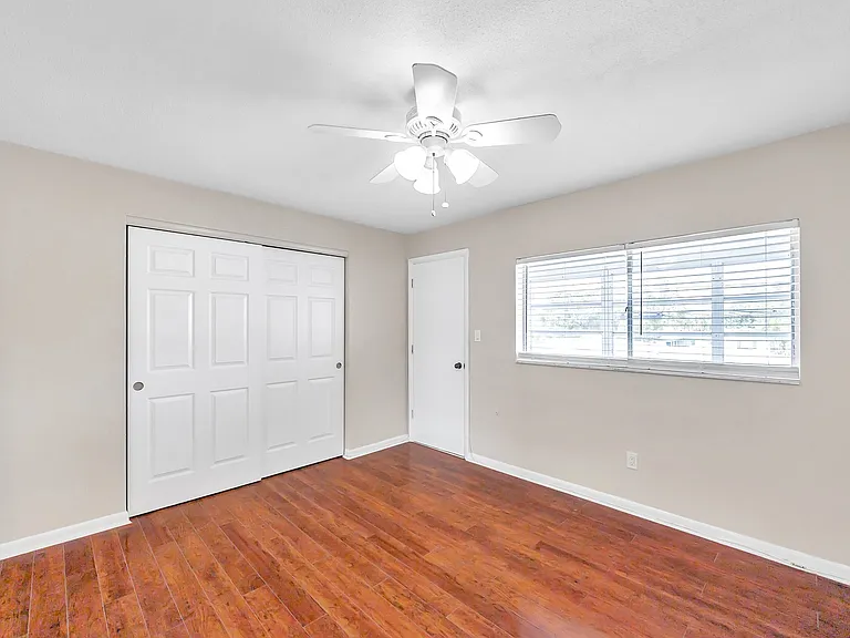 2366 Shelley St #12 — Photo 24
