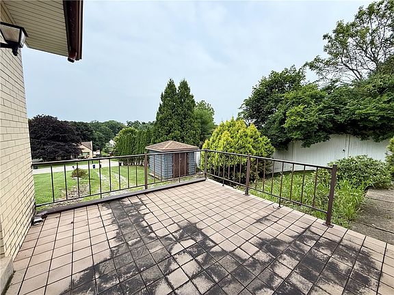 5th image of 8321 E Van Buren Dr