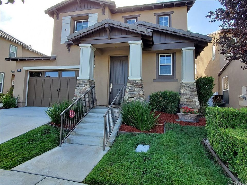 1st image of 40192 Bellevue Dr