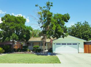 303 E Locust Ave, Coalinga, CA 93210