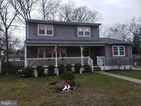 2nd image of 1103 New York Ave