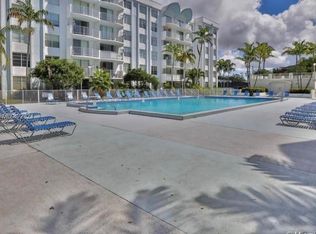 484 NW 165th Street Rd #314, Miami, FL 33169