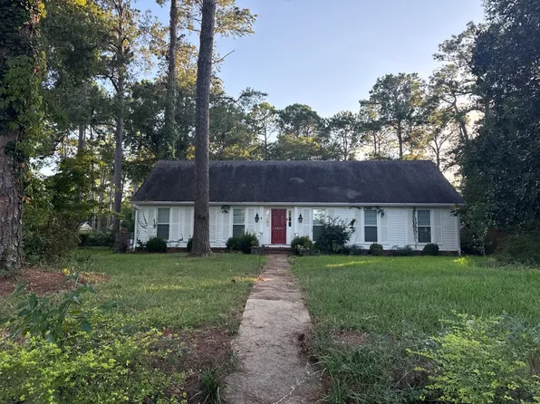 2318 Meadowbrook Ln, Albany, GA 31707