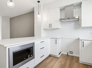 8123 228th St NW, Edmonton, AB