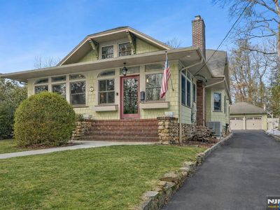 56 Park Ave, Glen Rock, NJ, 07452