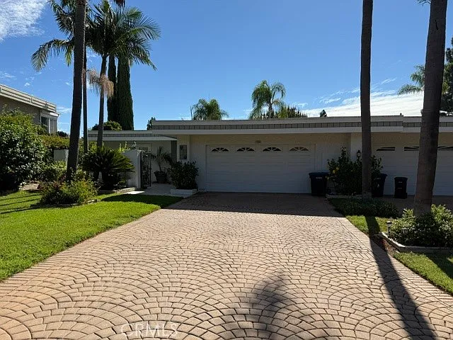2 bed, 2124 sqft, $6,500 — Photo 2