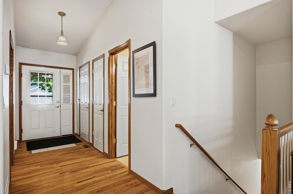 2614 Forsythia Dr