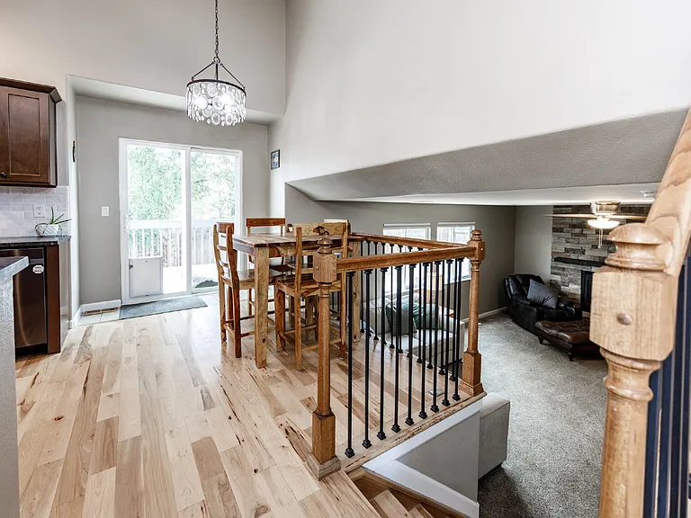 230 Hooper Ct — Photo 19