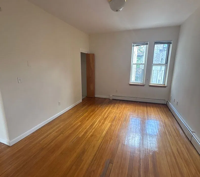 206 Chestnut Hill Ave #10