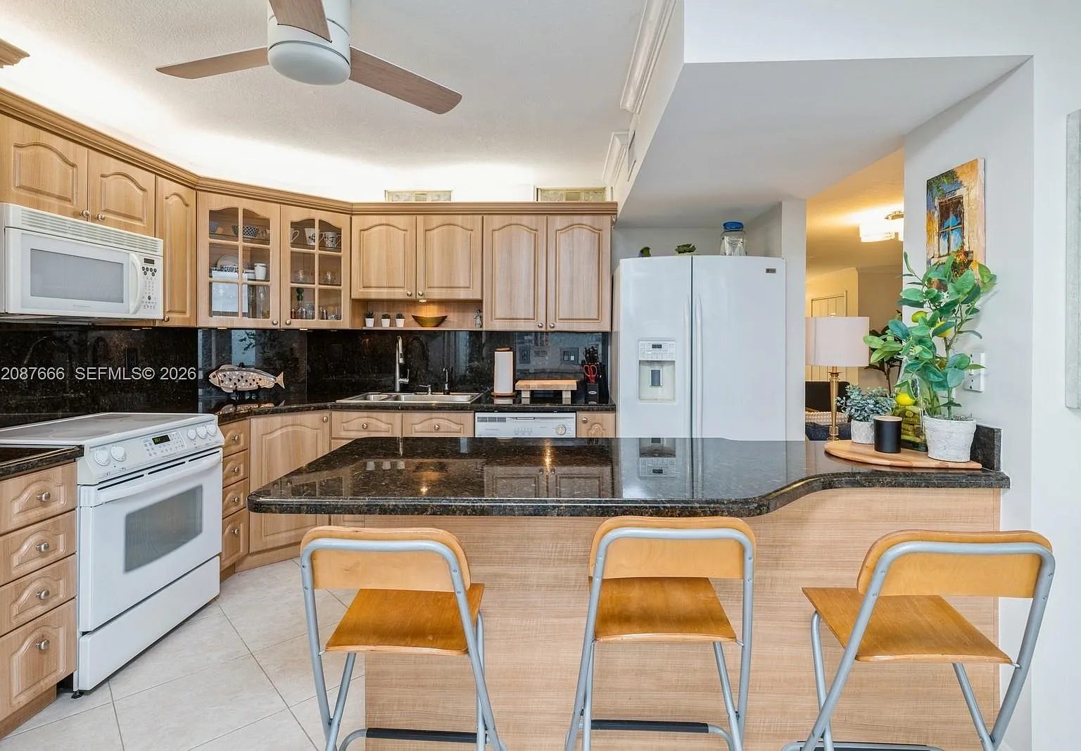Mar Del Plata Condo — Photo 4