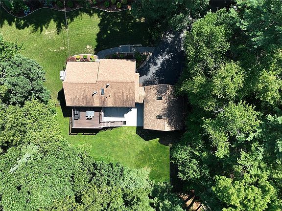 3rd image of 170 Whaley Hollow Rd