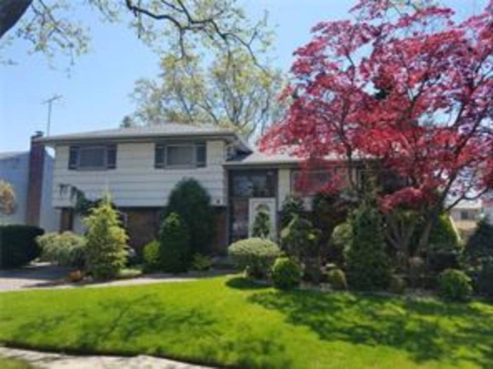 1st image of 970 Cherrywood Dr