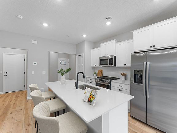 2nd image of 1532 Trellis Ln