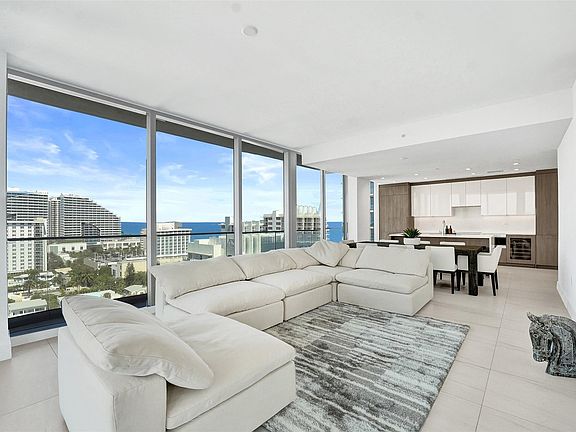 2nd image of 153 N Seabreeze Boulevard #1204