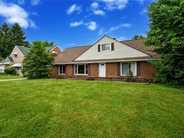 6161 E Wallings Rd, Broadview Heights, OH 44147