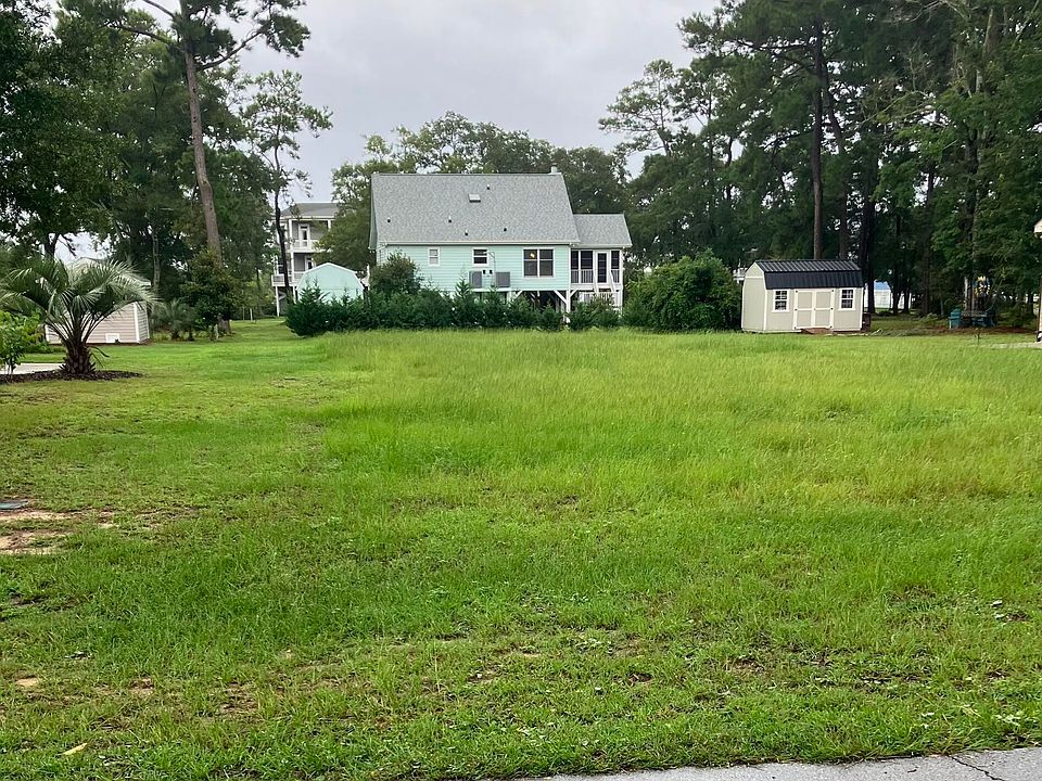 1st image of 0 Shoreline Drive E