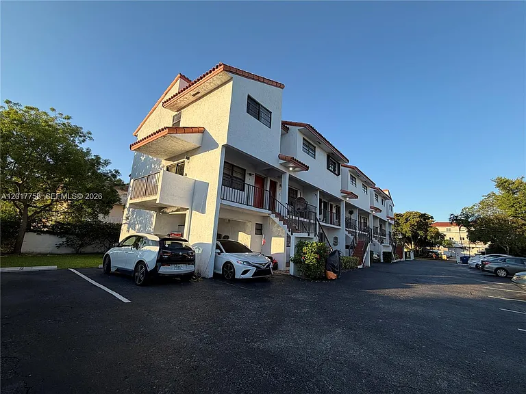 421 Swallow Dr #12 — Photo 20
