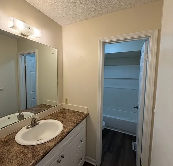 107 Knollwood Dr #C-1 — Photo 5