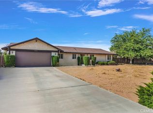 22546 El Centro Rd, Apple Valley, CA 92307